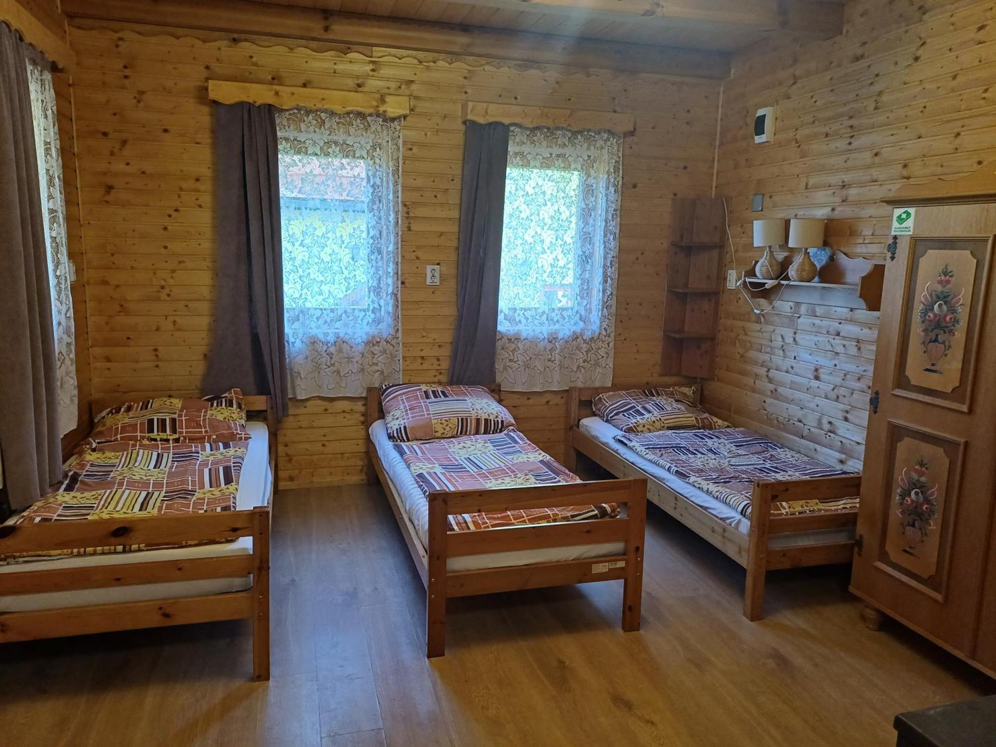 Zanati Apartmannhaz Nagykapornak Exterior photo