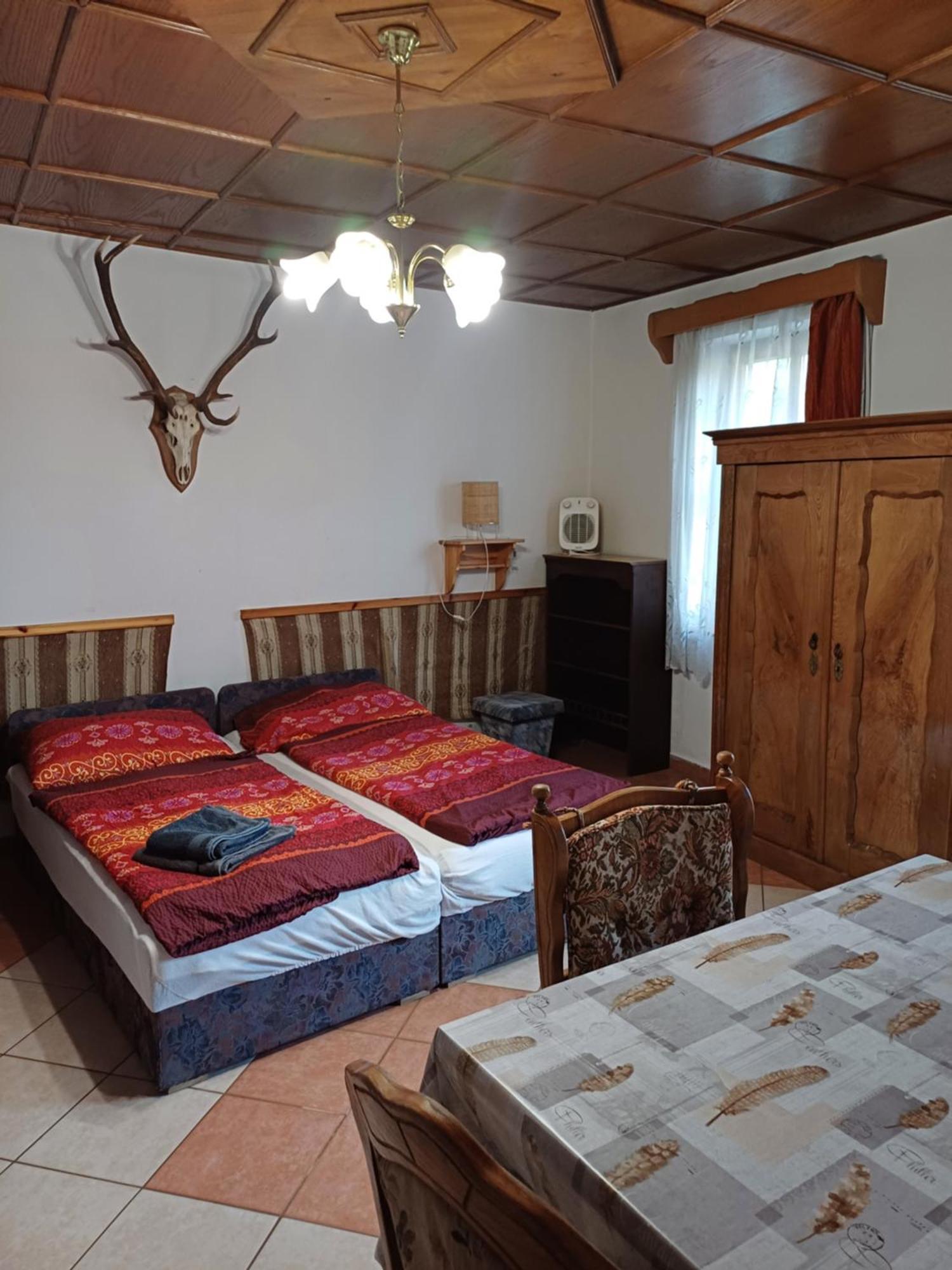 Zanati Apartmannhaz Nagykapornak Exterior photo